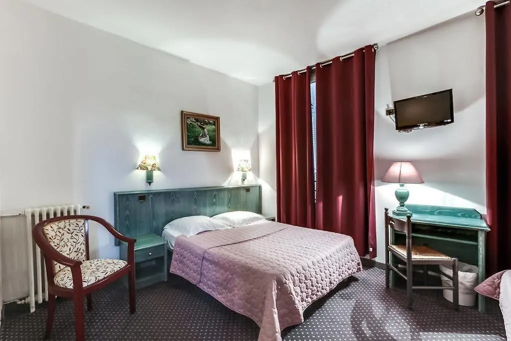 Hôtel La Résidence Juan-les-Pins 2*,