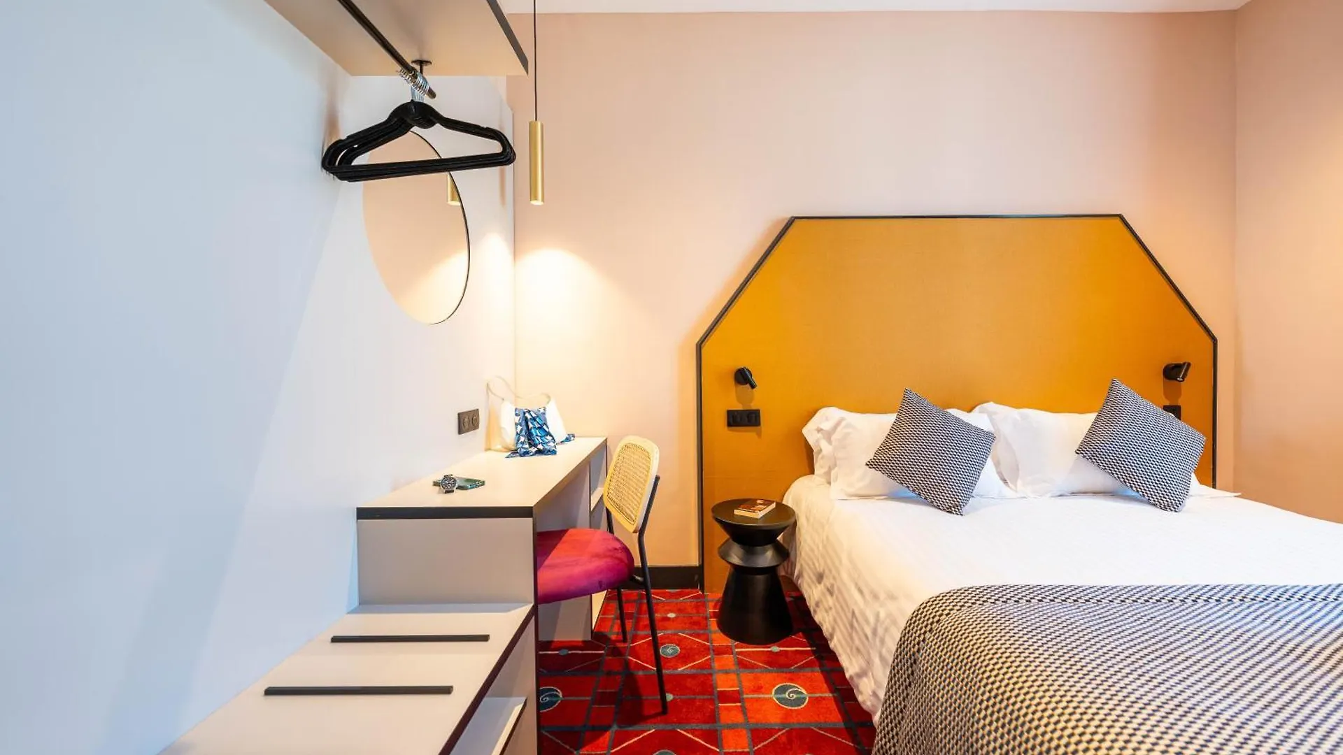 Hotel Renove Casa Moho - Juan-Les-Pins France
